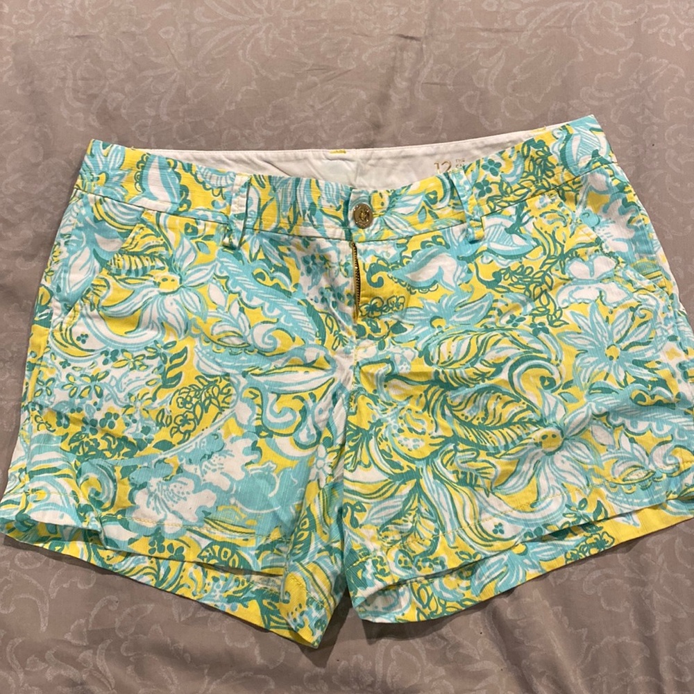 Size 12 Lilly Pulitzer Callahan shorts